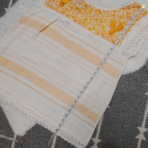 BOHO Embroidered Crochet Top M - Picture 11 of 11